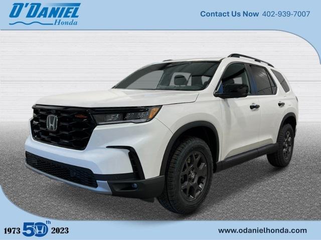 new 2025 Honda Pilot car, priced at $51,305