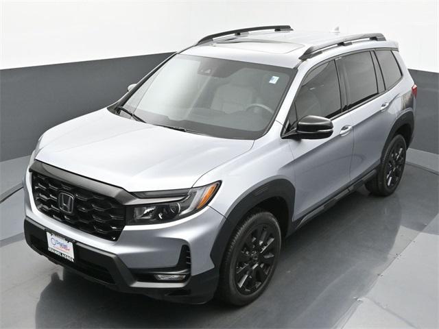 used 2022 Honda Passport car, priced at $34,395