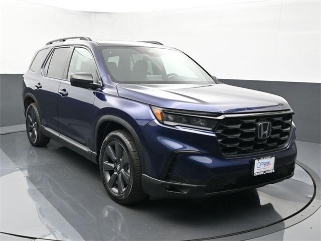 used 2025 Honda Pilot car, priced at $39,988