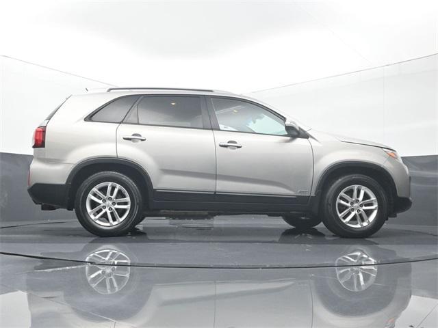 used 2015 Kia Sorento car, priced at $9,995