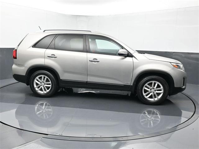 used 2015 Kia Sorento car, priced at $9,995