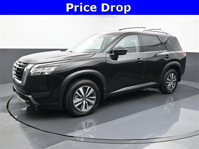 used 2024 Nissan Pathfinder car, priced at $35,988