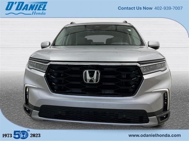 new 2025 Honda Pilot car, priced at $54,530