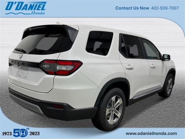 new 2025 Honda Pilot car, priced at $47,505