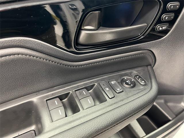 new 2025 Honda Odyssey car, priced at $48,360