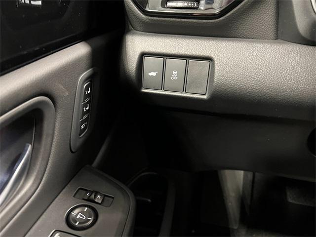 new 2025 Honda Pilot car, priced at $52,280