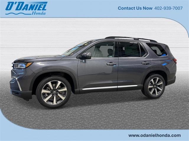 new 2025 Honda Pilot car, priced at $54,530