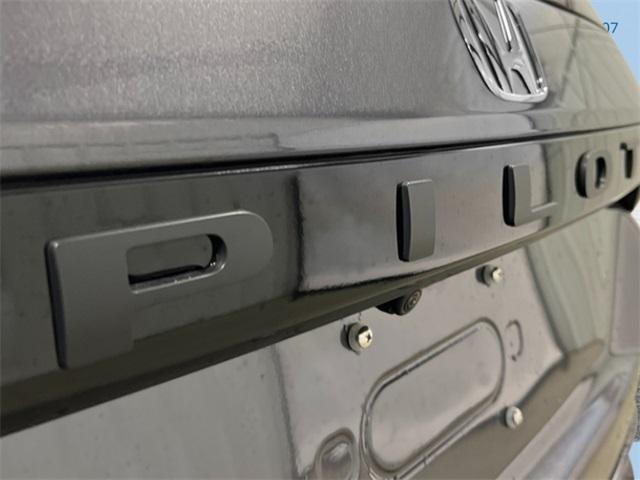new 2025 Honda Pilot car, priced at $54,530