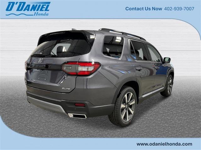 new 2025 Honda Pilot car, priced at $54,530