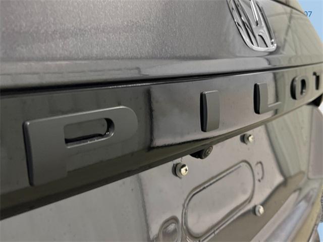 new 2025 Honda Pilot car, priced at $54,530