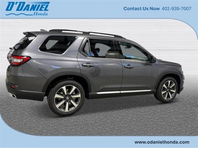 new 2025 Honda Pilot car, priced at $54,530