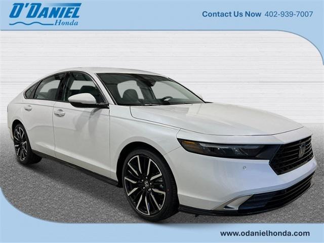 new 2025 Honda Accord Hybrid car, priced at $40,905