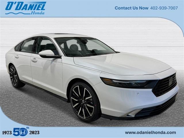new 2025 Honda Accord Hybrid car, priced at $40,905
