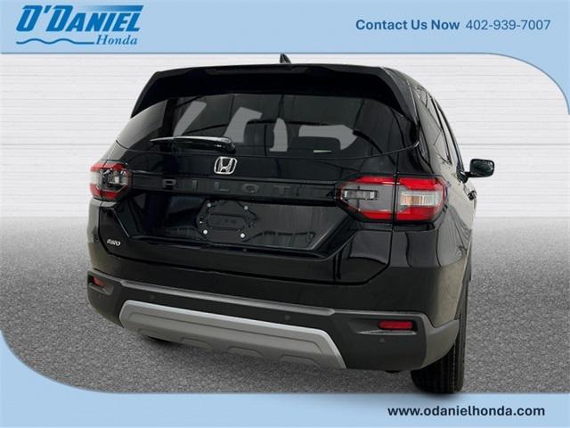new 2025 Honda Pilot car, priced at $47,050