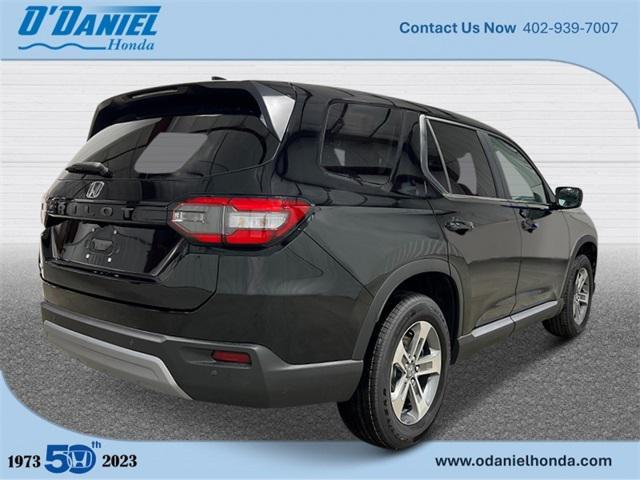 new 2025 Honda Pilot car, priced at $47,050