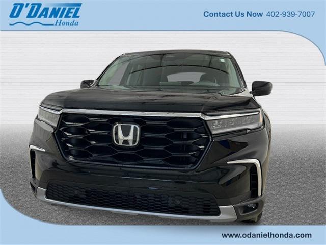 new 2025 Honda Pilot car, priced at $47,050