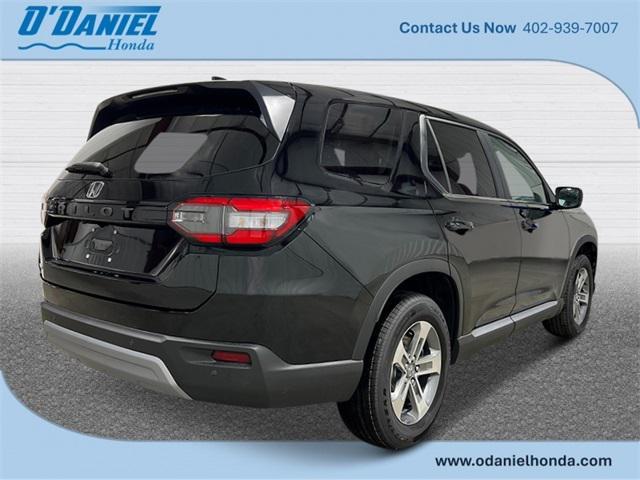 new 2025 Honda Pilot car, priced at $47,050