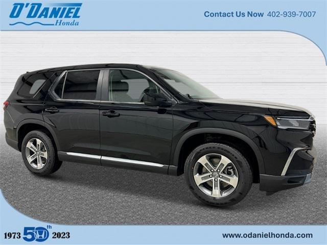 new 2025 Honda Pilot car, priced at $47,050