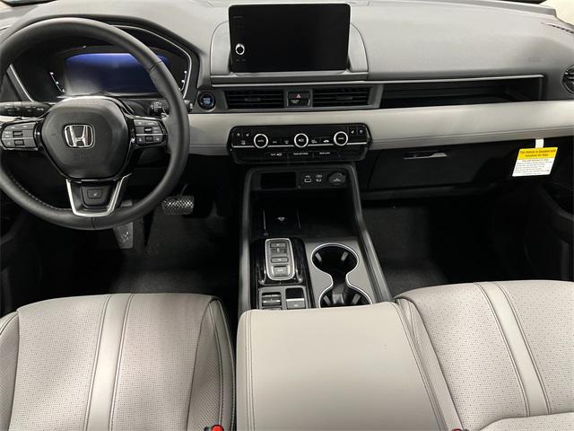 new 2025 Honda Pilot car, priced at $54,530