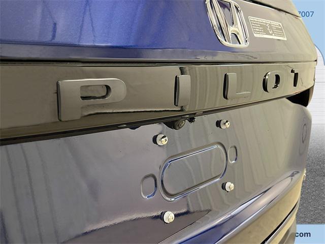 new 2025 Honda Pilot car, priced at $54,530