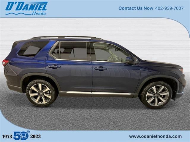 new 2025 Honda Pilot car, priced at $54,530