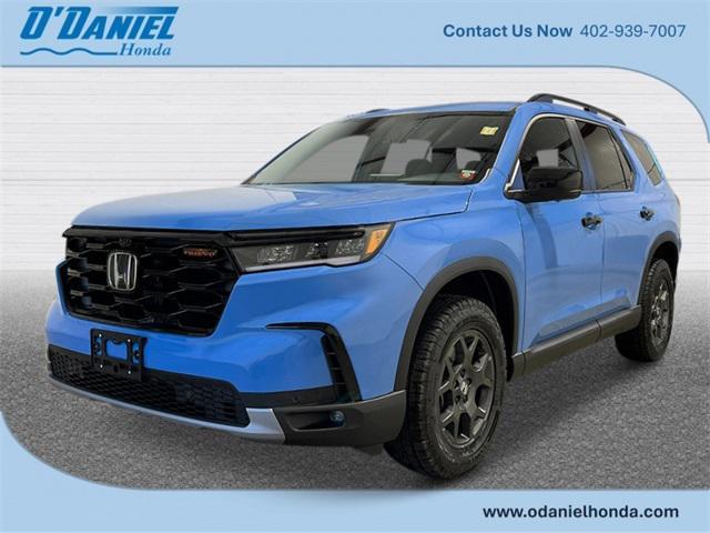 new 2025 Honda Pilot car, priced at $51,305