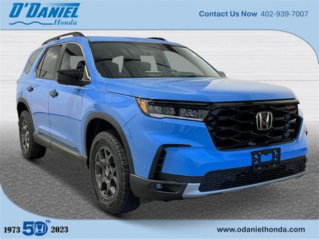 new 2025 Honda Pilot car, priced at $51,305