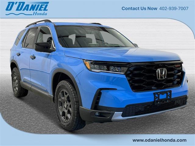 new 2025 Honda Pilot car, priced at $51,305