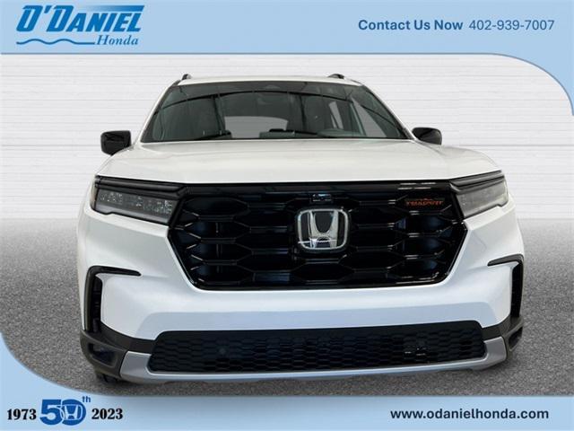 new 2025 Honda Pilot car, priced at $51,305