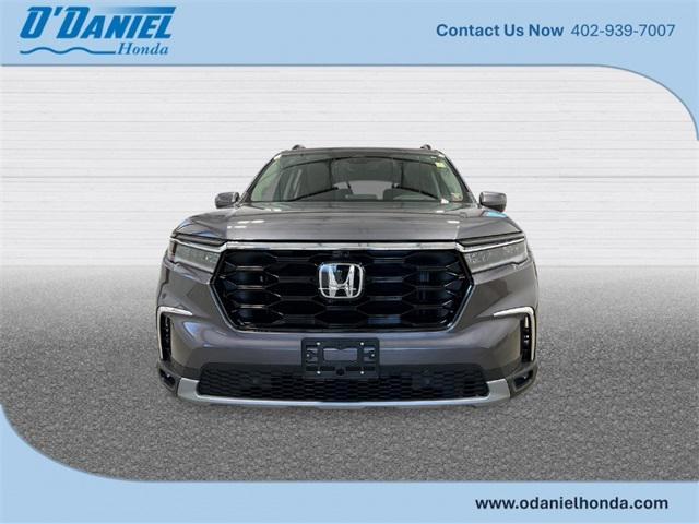 new 2025 Honda Pilot car, priced at $54,530