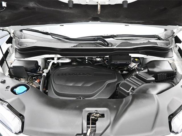 used 2022 Honda Pilot car, priced at $33,000