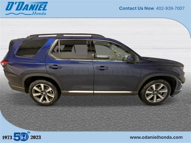 new 2025 Honda Pilot car, priced at $54,530