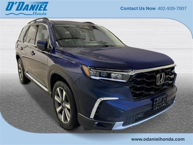 new 2025 Honda Pilot car, priced at $54,530