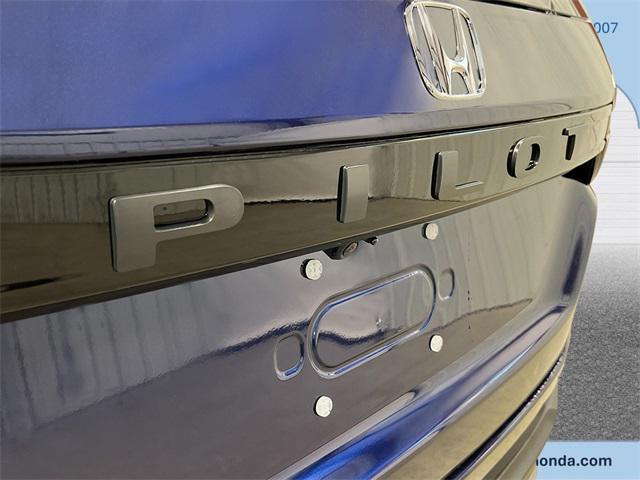 new 2025 Honda Pilot car, priced at $47,095