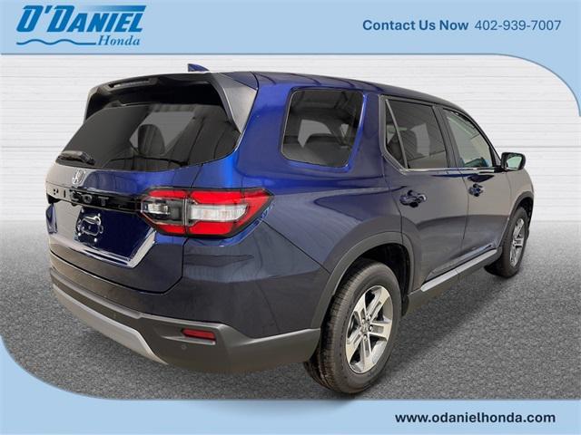 new 2025 Honda Pilot car, priced at $47,095