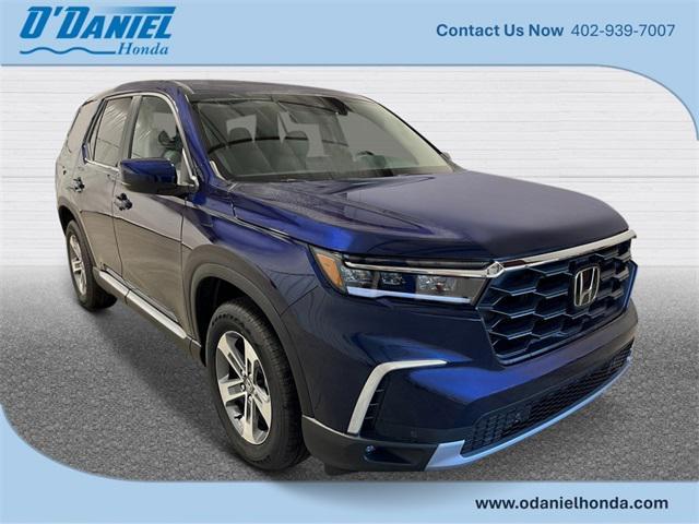 new 2025 Honda Pilot car, priced at $47,095