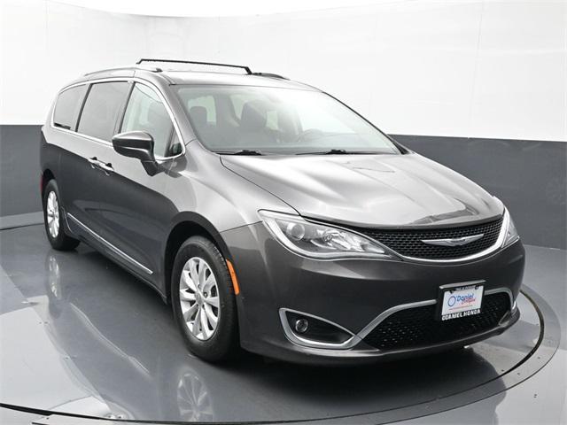 used 2017 Chrysler Pacifica car, priced at $14,250