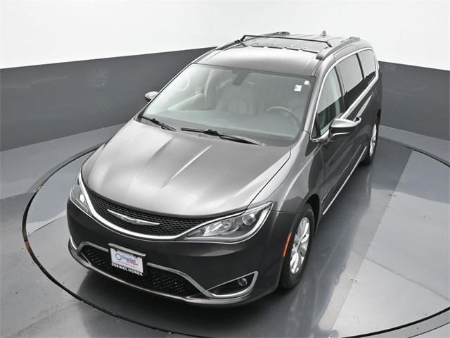 used 2017 Chrysler Pacifica car, priced at $14,250