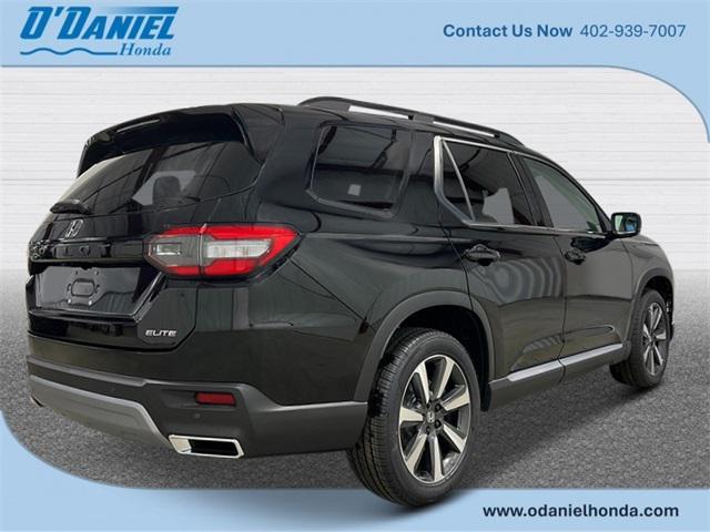 new 2025 Honda Pilot car, priced at $54,530