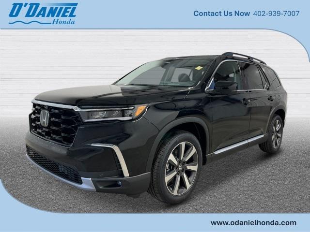 new 2025 Honda Pilot car, priced at $54,530
