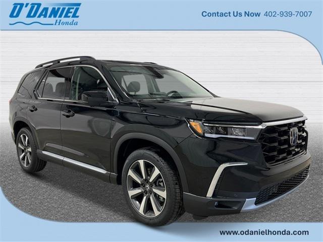 new 2025 Honda Pilot car, priced at $54,530