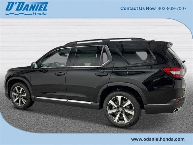 new 2025 Honda Pilot car, priced at $51,050