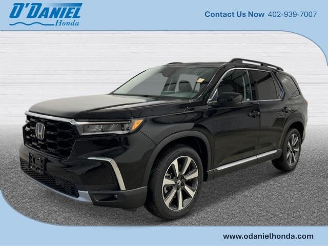 new 2025 Honda Pilot car, priced at $51,050