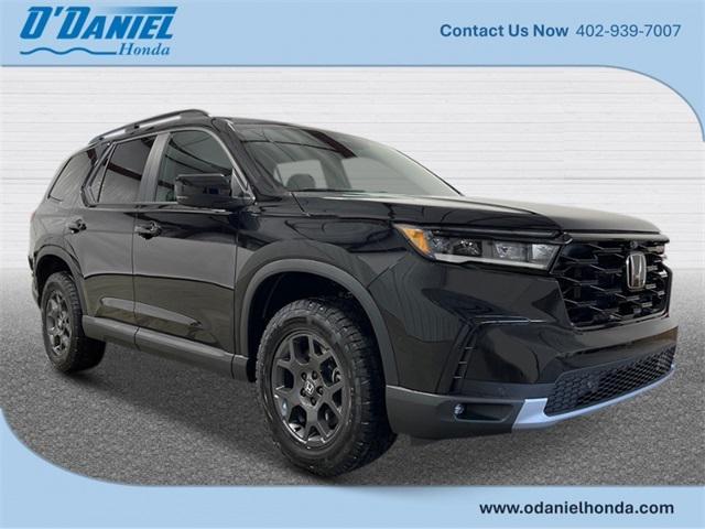 new 2025 Honda Pilot car, priced at $50,850