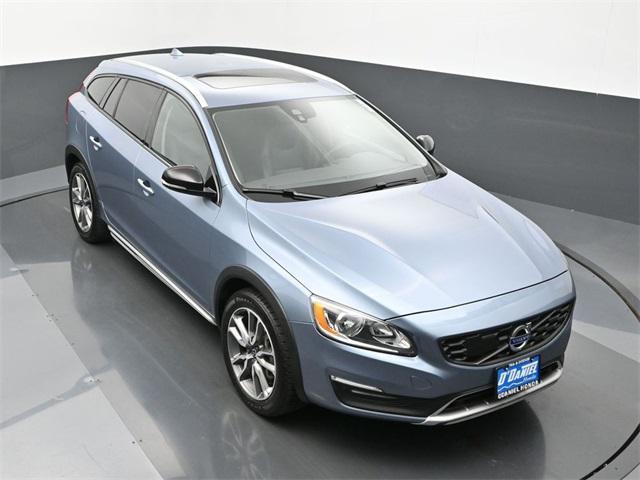 used 2018 Volvo V60 Cross Country car, priced at $18,250