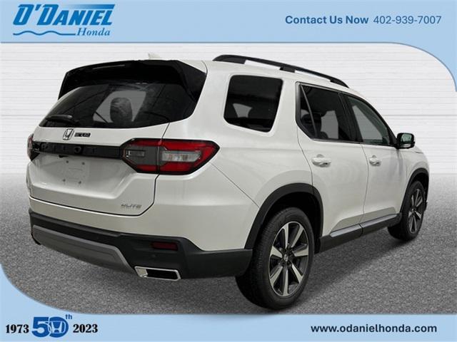 new 2025 Honda Pilot car, priced at $54,985