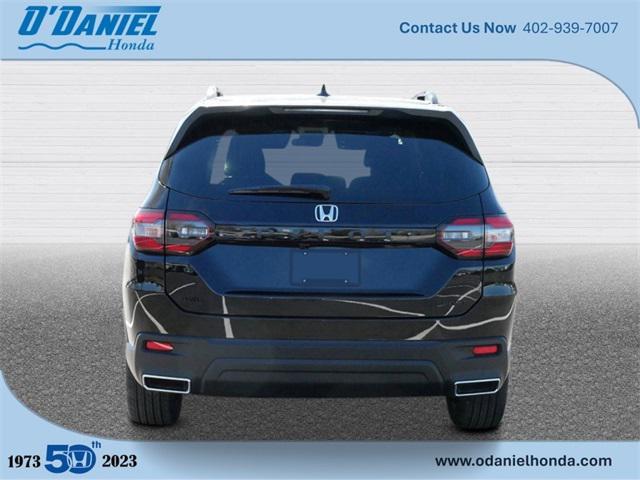 new 2025 Honda Pilot car, priced at $43,695