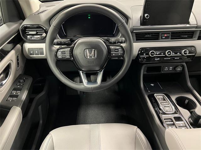 new 2025 Honda Pilot car, priced at $47,505