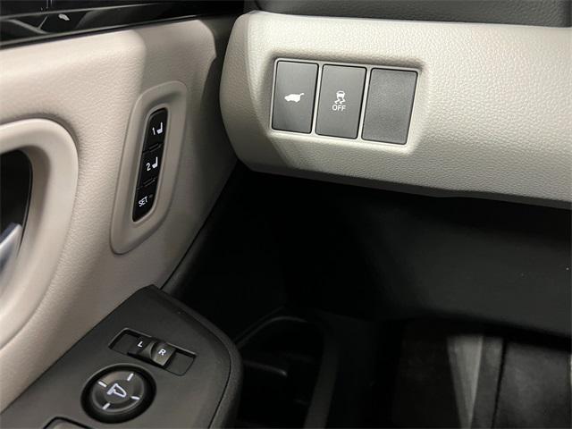 new 2025 Honda Pilot car, priced at $47,505