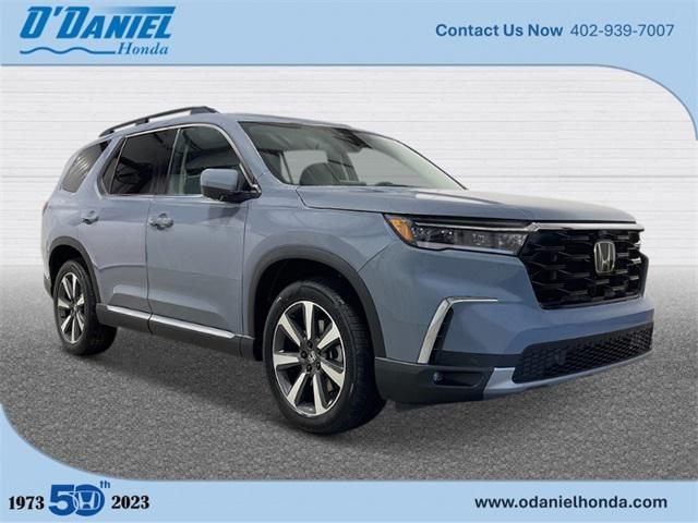 new 2025 Honda Pilot car, priced at $54,985